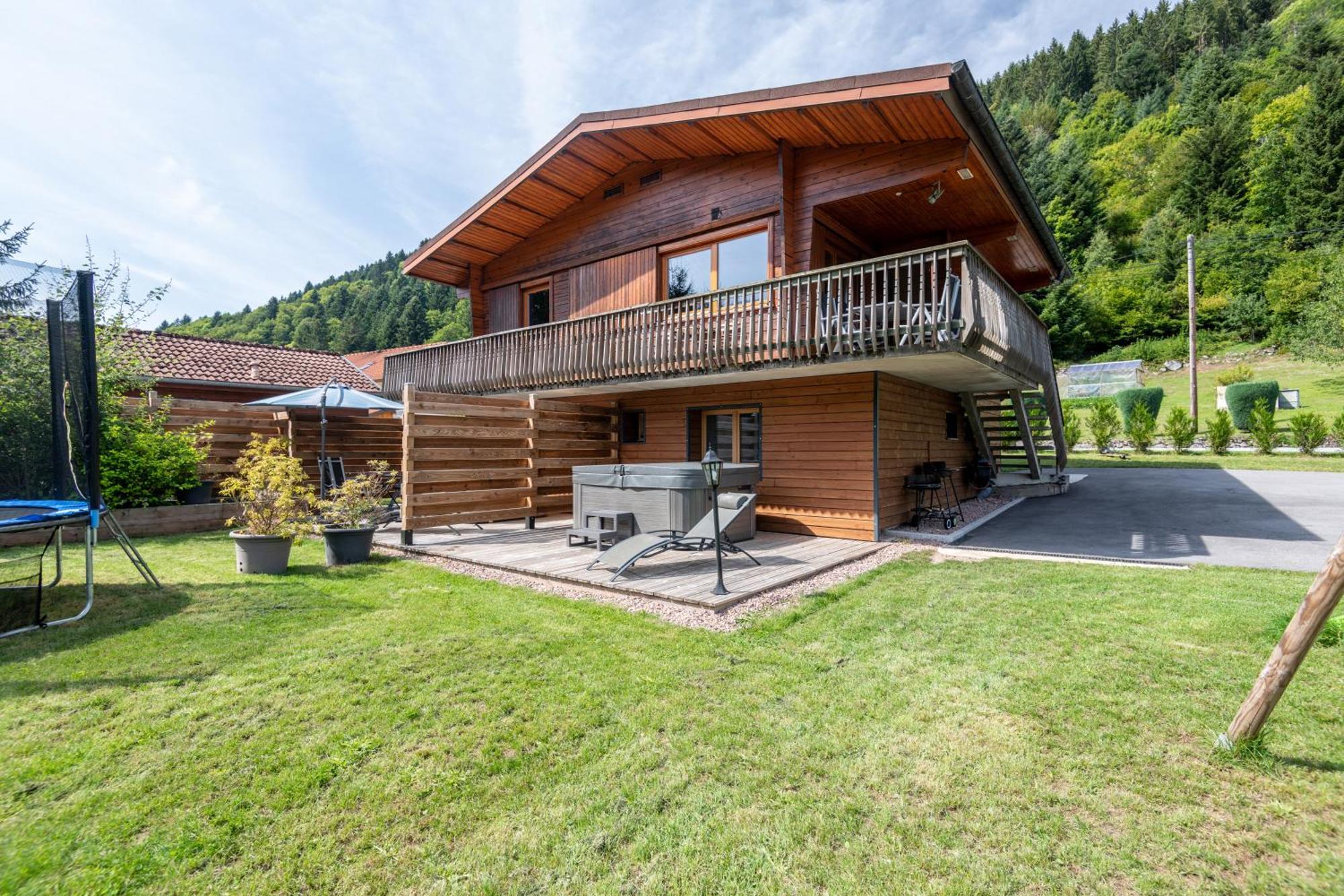Chalets Du Bouchot & Jacuzzi Privatif Proximite Gerardmer & La Bresse Rochesson Exterior photo