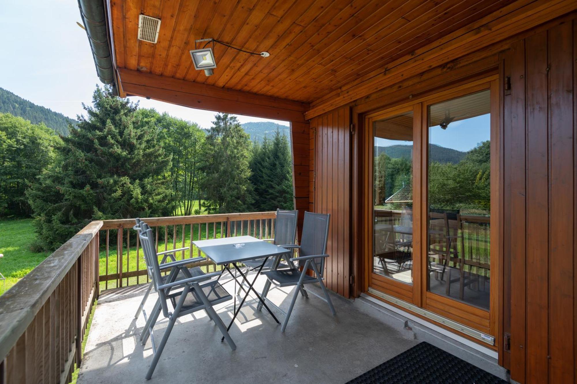 Chalets Du Bouchot & Jacuzzi Privatif Proximite Gerardmer & La Bresse Rochesson Exterior photo